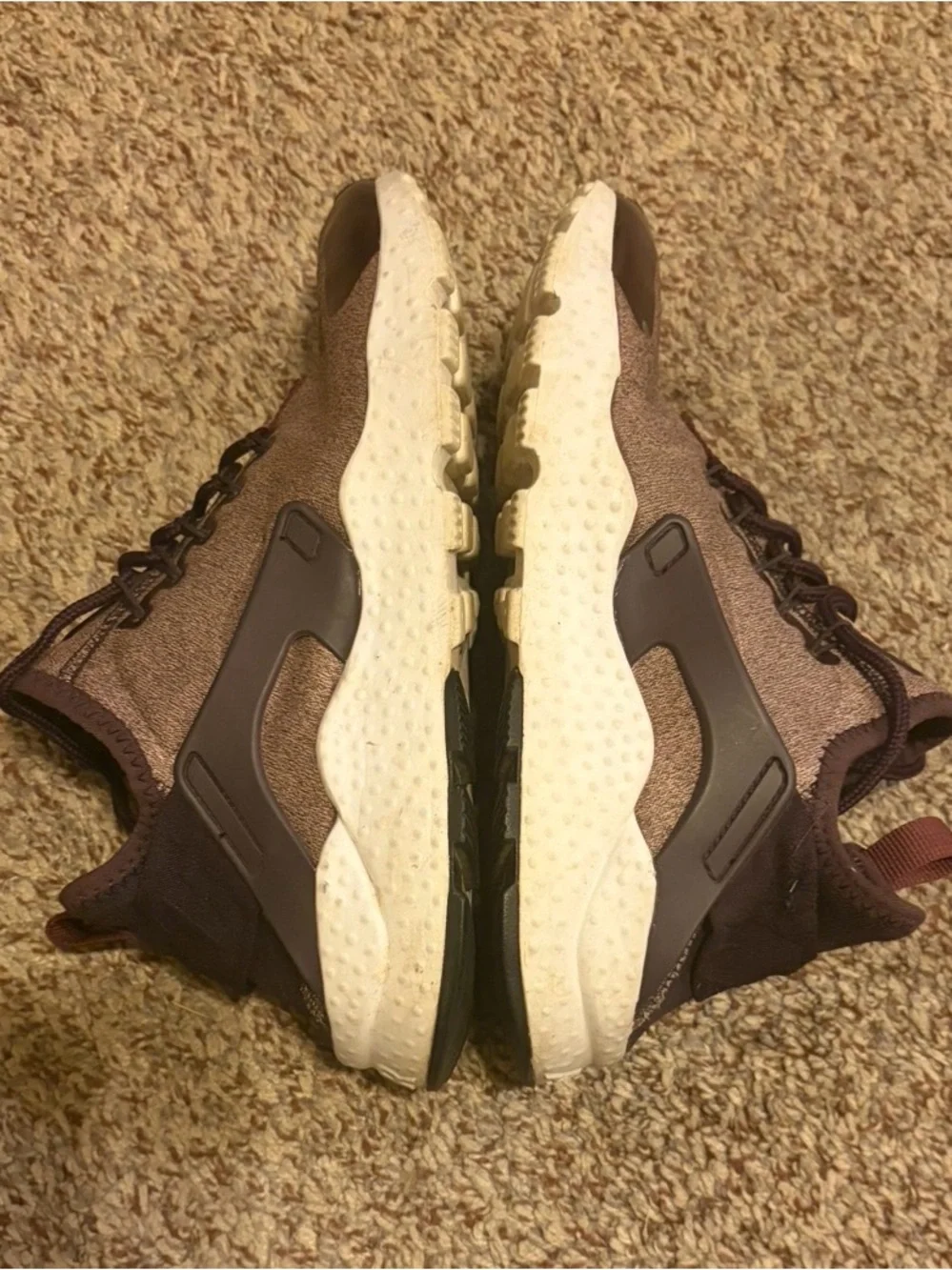 Women’s Nike Air Huarache tennis shoes